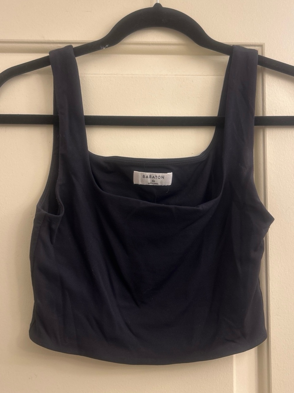 Babaton Black Square Neck Cropped Tank